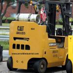 933 Cat model GC40KSTR serial # AT8702891 (box car) 8000 lb lifting capacity, LP gas GM 4.3L V6, 6 cylinder engine, Triple upright, 83" lowered height, 183" raised height, Side shift, Cushion tires, Year 2003, 1920 hours, Truck width 3'9", length 79", Weight of forklift 13,680 lbs
