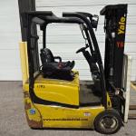 1783 Yale model ERP030VTN48TE082 serial # G807N08289N, 3000 lb. lifting capacity, 48 volt, 3 wheel style cushion tires, Triple mast, 82" lowered height, 187" raised height, Side shift, 3 way hydraulics, Finger tip controls, 4596 hours, Year 2015