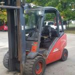 1776 Linde model H35D serial # H2X393R00851, 7000 lb. lifting capacity, Diesel VW BEU 1.9 inline 4 cylinder engine, Triple with full free lift, Engine / Turbo bad, PARTS TRUCK